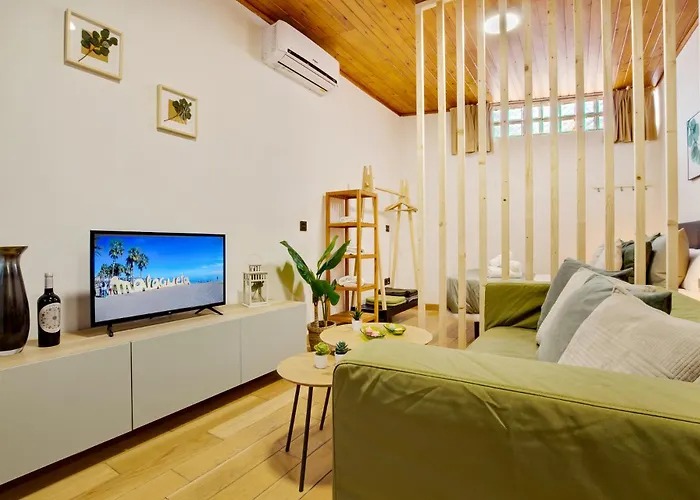 Studio Carreteria. En El Mismo Centro De Malaga